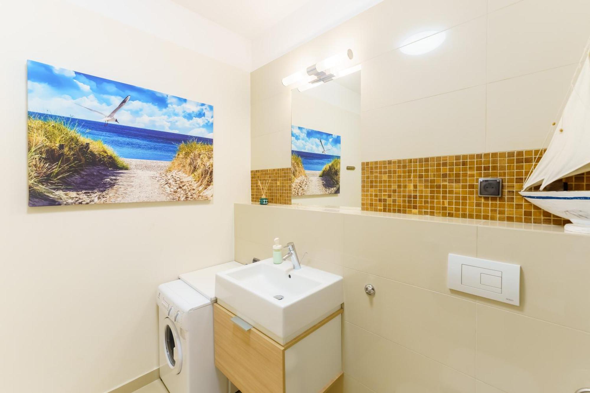 Golden Dune 100M Od Plazy 米兹多洛杰 外观 照片